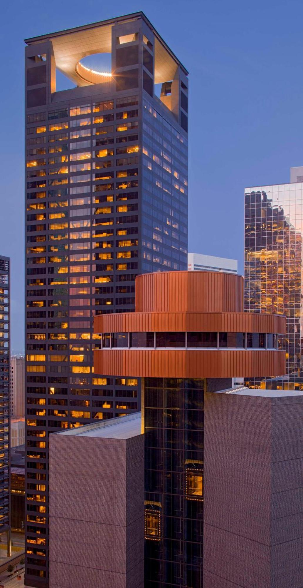 Отель Hyatt Regency Houston Downtown Экстерьер фото