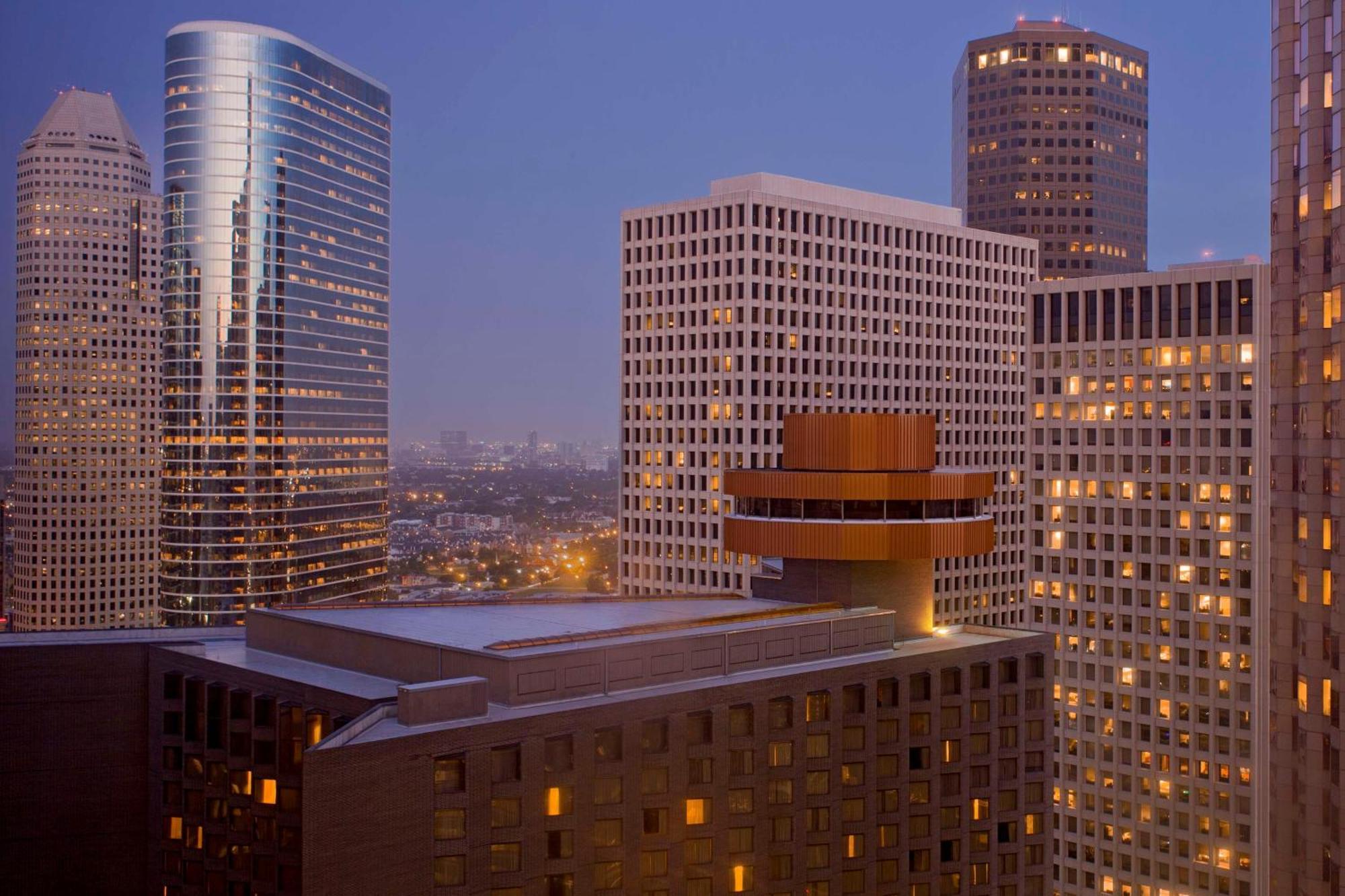 Отель Hyatt Regency Houston Downtown Экстерьер фото