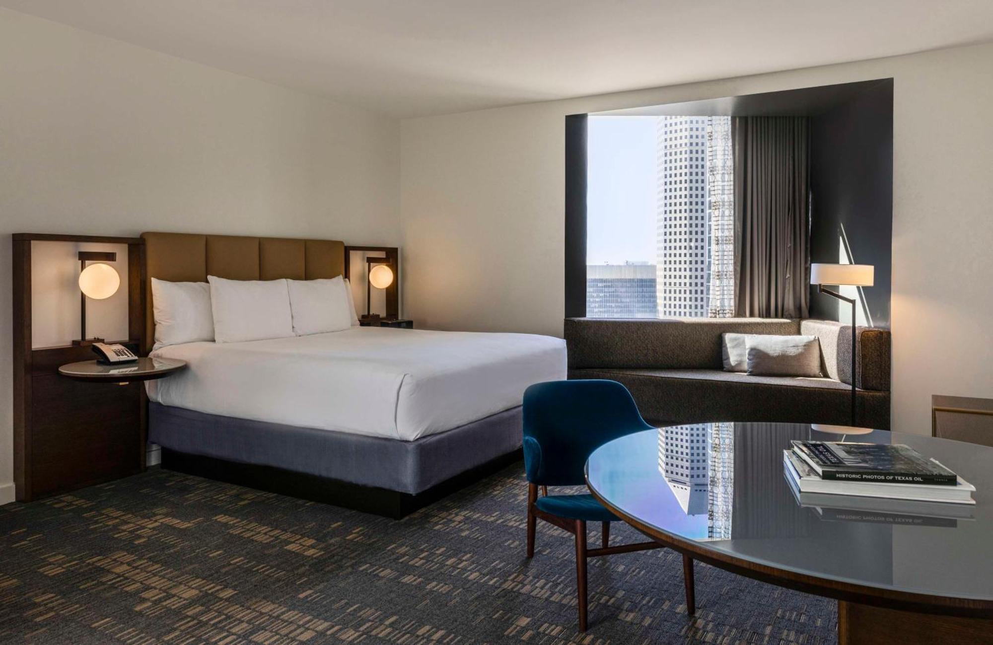Отель Hyatt Regency Houston Downtown Экстерьер фото