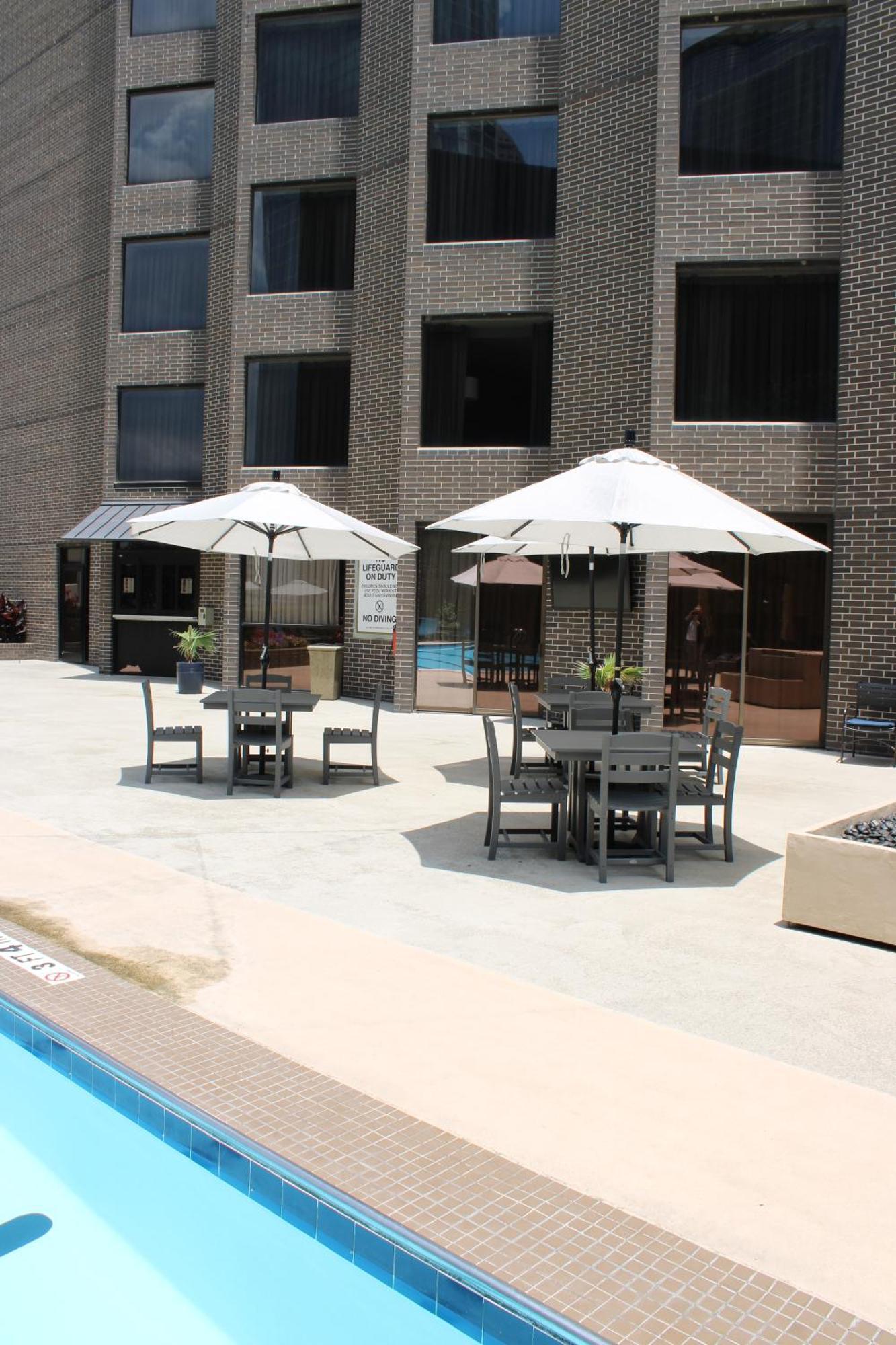 Отель Hyatt Regency Houston Downtown Экстерьер фото